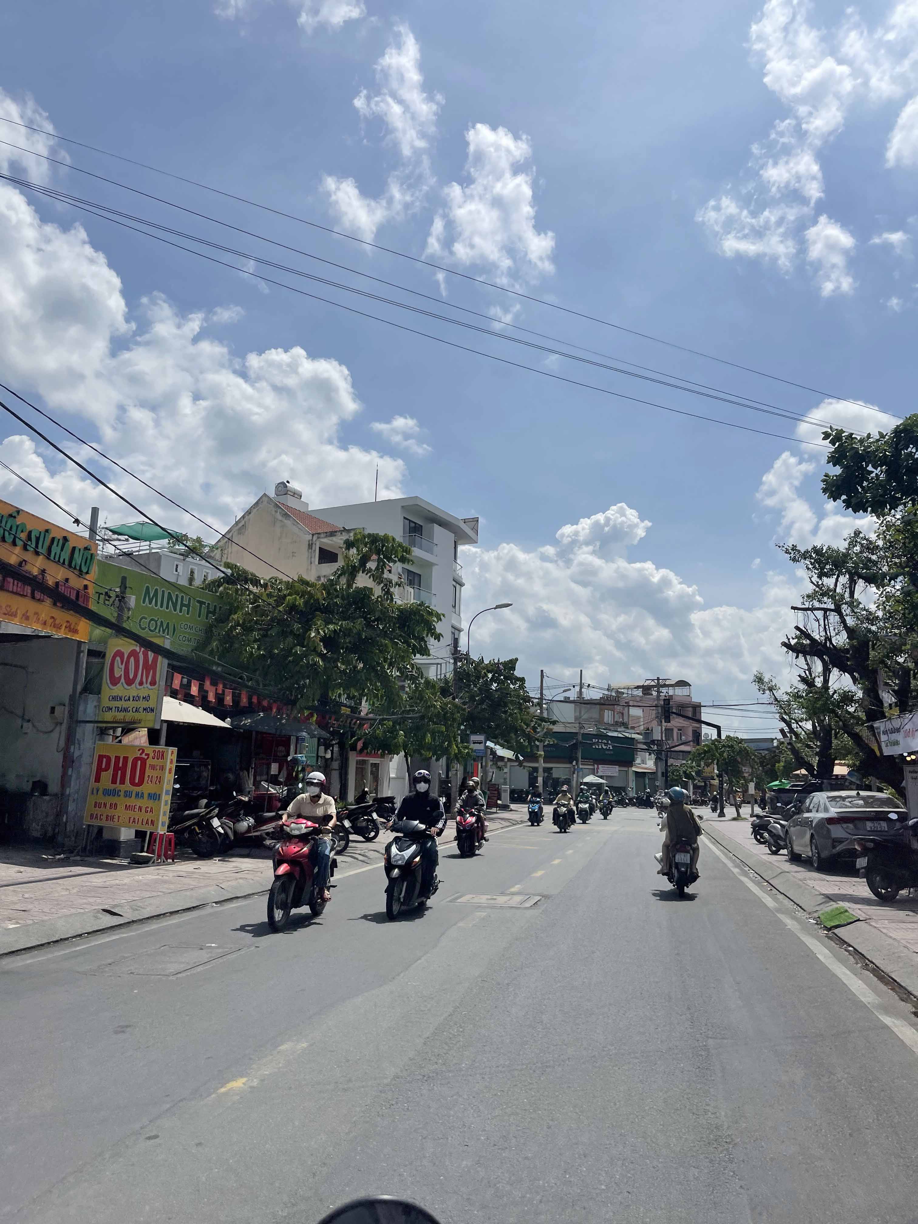 Chính Chủ Bán Gấp Dãy Trọ 15 Phòng – 305m² Linh Trung - Hẻm Xe Hơi – Gần ĐH Quốc Gia – Thu Nhập - Ảnh chính